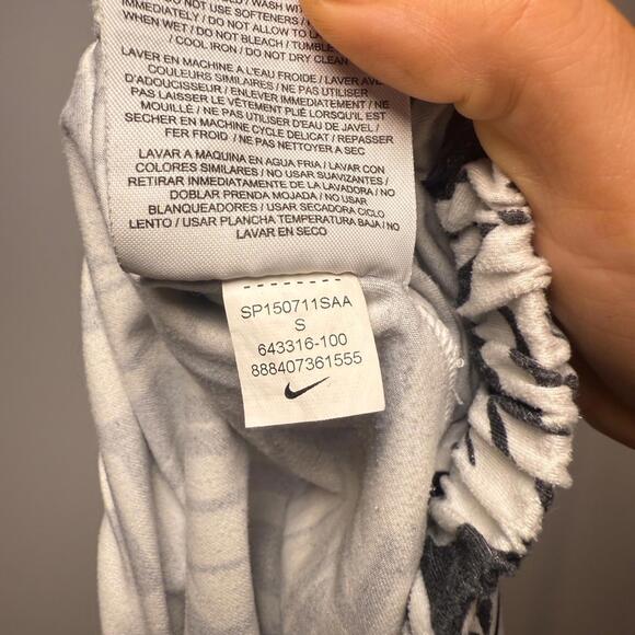 Nike Dri Fit Drop Crotch Harem Capri Workout Pants Size Small - Picture 5 of 5